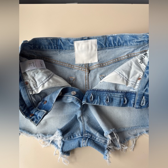 MOTHER SUPERIOR The Tomcat Kick Fray Shorts in True Confessions - Size 28 - Picture 7 of 16